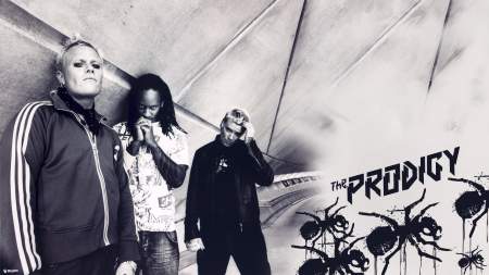 „Power Hit Radio“ didžiausio masto gimtadienį švęs „The Prodigy“ koncerte